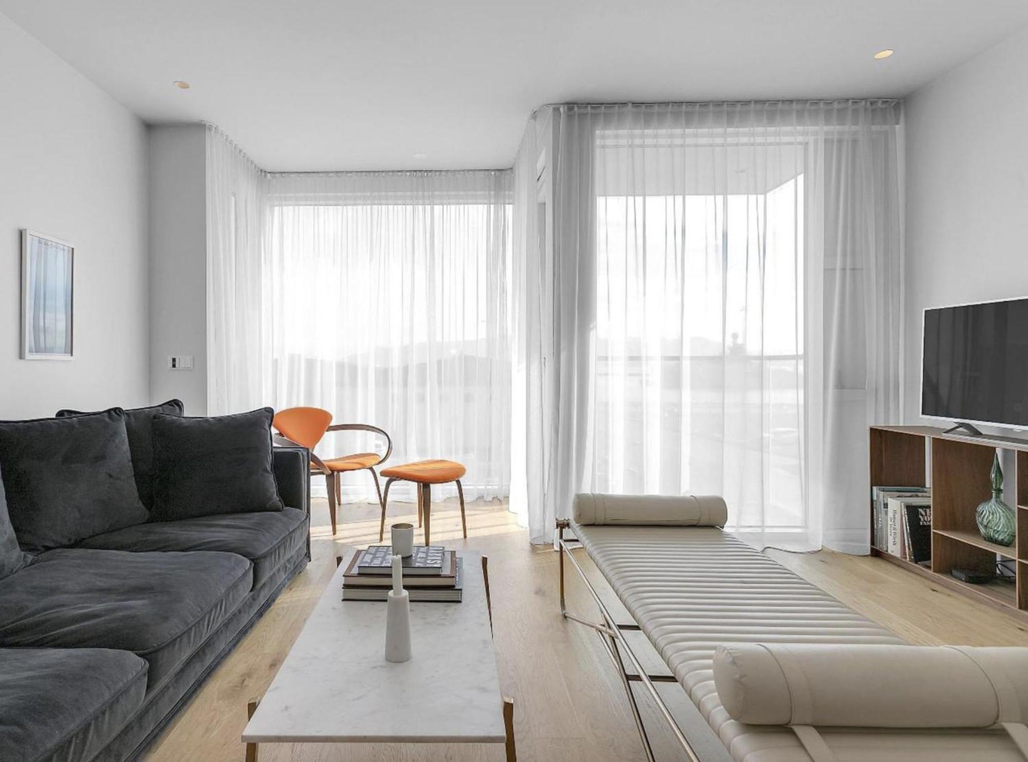Luxury Condo, Ocean & Mountain Views, Center Reykjavik